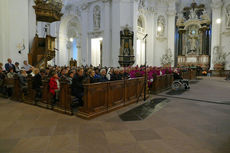 Abschlussvesper der Bischofskonferenz mit Austeilung des Bonifatiussegens (Foto: Karl-Franz Thiede)